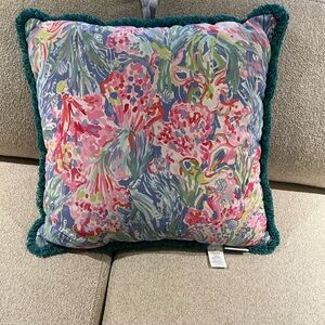 Pottery barn Lilly Pulitzer Fan Sea Plants Printed Outdoor Pillow
